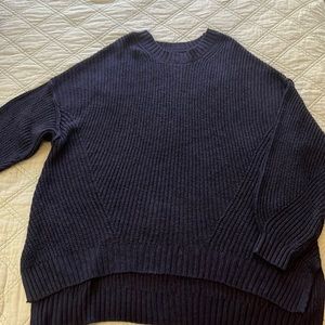 American eagle- oversized sweater- Medium